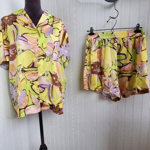 Love + Harmony 2 Pc Pajama Set Women’s Yellow Green Satin Shorts Shirt Sz M